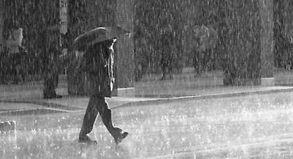 Bροχές και καταιγίδες σε όλη τη χώρα