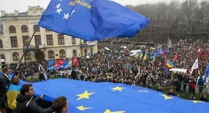 Ουκρανία: Θύμα ξυλοδαρμού δημοσιογράφος που άσκησε κριτική στον Γιανουκόβιτς