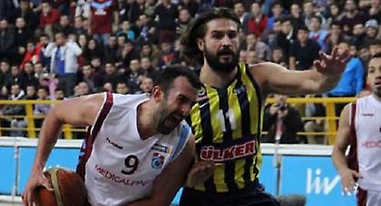 Νίκη με... ζόρι για Ομπράντοβιτς λίγο πριν το ΣΕΦ