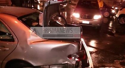 Σφοδρή σύγκρουση αυτοκινήτων στο κέντρο του Ηρακλείου