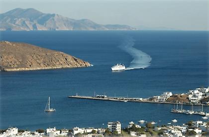 Και τι ζητάω, ένα καράβι στον… Περαία για να πάω (video)
