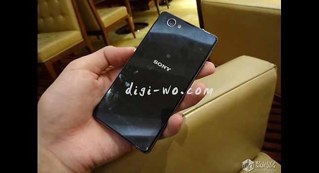 Στις 3/1 αναμένεται να αποκαλυφθεί το Xperia Z1mini