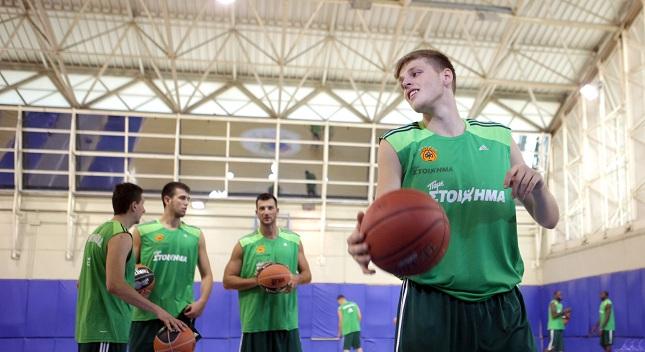 Ευχές στο παιδί-θαύμα του Παναθηναϊκού