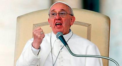 Μεγαλύτερη προσφορά στον συνάνθρωπο ζήτησε ο Πάπας Φραγκίσκος