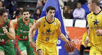 Στην πεντάδα η Κανάριας