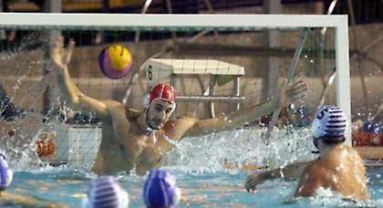 «Ποδαρικό» με ένταση και αποβολές...