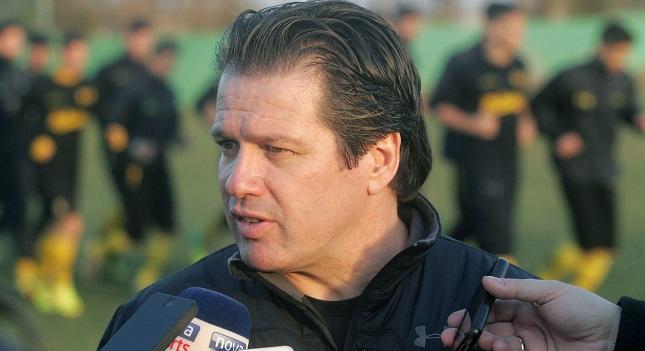 Παπαδόπουλος: «Να βοηθήσουμε και εμείς τον κόσμο»