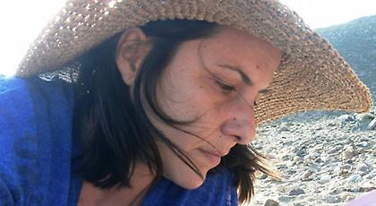 Χριστίνα Μακροπούλου – Και όμως, στην Τήνο υπάρχουν χρώματα (pics)