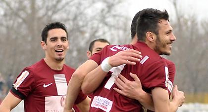 «Καλπάζει» η Λάρισα