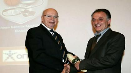 Ο Γιώργος Βασιλακόπουλος παραμένει στο μπάσκετ!!! (την …πατήσαμε)