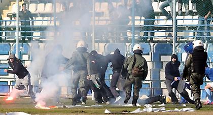 Κίνδυνος για τιμωρία της έδρας και αφαίρεση βαθμών για ΑΕΚ και Αιγάλεω