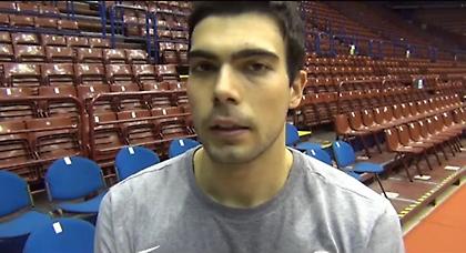 Σλούκας: «Ριμπάουντ και ρυθμός» (video)