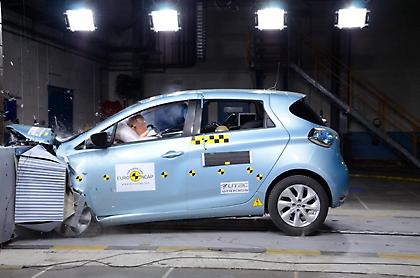 Καλύτερο στις δοκιμές ασφάλειας το Renault ZOE (video)
