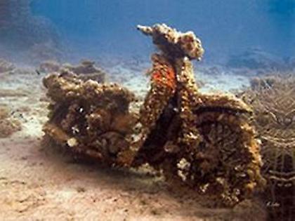 Υποβρύχιο ταξίδι στο… αεροδρόμιο