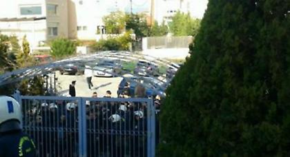 Τούβλο σε οπαδό