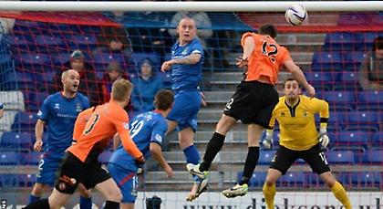 Παραμένουν συγκάτοικοι…