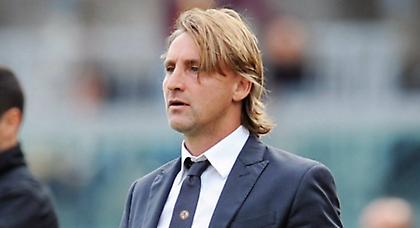 «Διαζύγιο» με Νίκολα