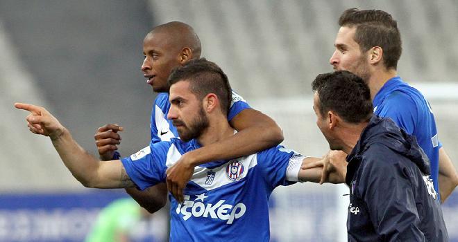 Ο κατήφορος καλά κρατεί…