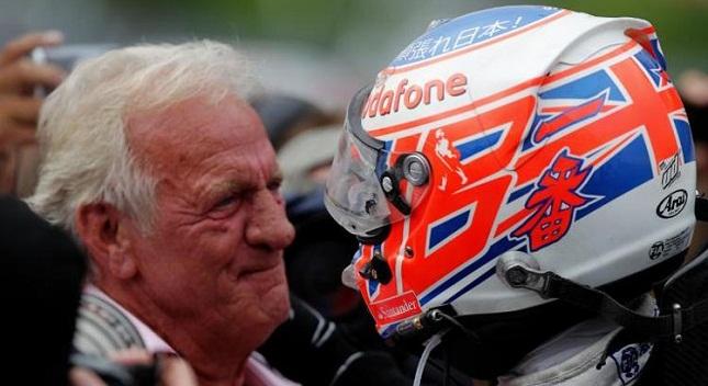 Όλοι δίπλα στον Μπάτον…