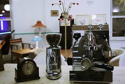 Καφετέρια όπου πληρώνεις μόνο τον… χρόνο