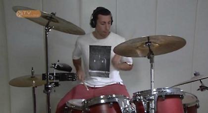 Έπαιξε ντραμς για την Ευρωλίγκα ο Ούκιτς (video)