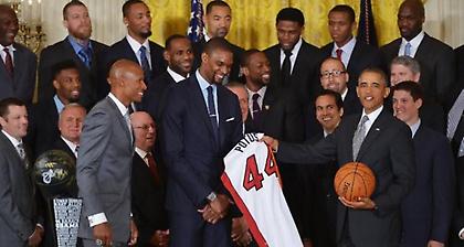 Ο Ομπάμα τίμησε τους πρωταθλητές (video)