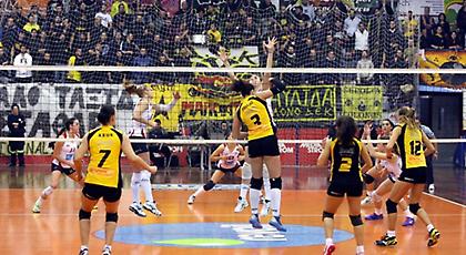 Ζορίστηκε η ΑΕΚ