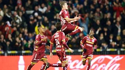 Μπήκε στο... χορό