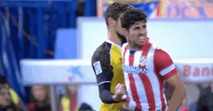 Πνιγμό εσύ, γροθιά εγώ (video)