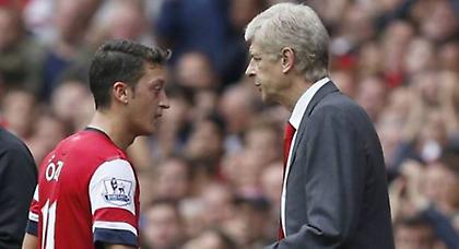 Βενγκέρ: «Τα καλύτερα έρχονται για τον Εζίλ»