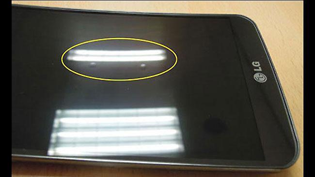 Προβλήματα στην οθόνη του κυρτού LG G Flex