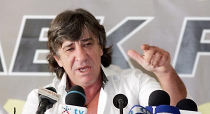 Απολογήθηκε και περιμένει ο Μαύρος