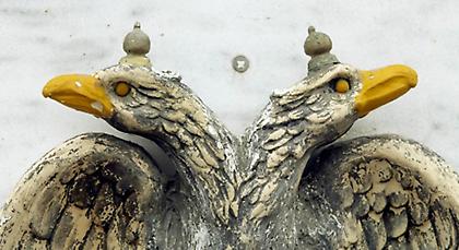 Ο αετός μόνο η αρχή