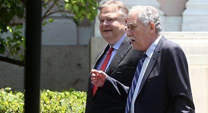 Άναψε φωτιές η επίσκεψη Σβόμποντα σε ΠΑΣΟΚ και ΔΗΜΑΡ