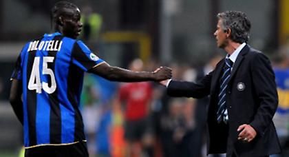 Μπαλοτέλι: «Θα μου άρεσε να δουλέψω με τον Μουρίνιο»