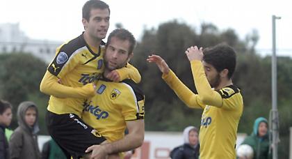 «Τσουνάμι» η ΑΕΚ!