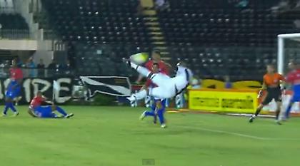 Τι Βαζ ο άνθρωπος… (video)