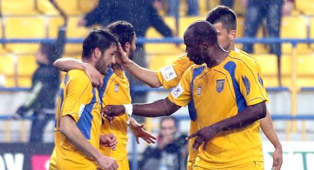 Θερμή υποδοχή και πριμ