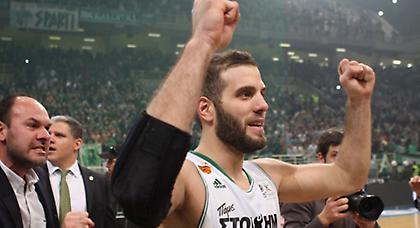 Παππάς: «Τα πάντα για νίκη επί της Μπαρτσελόνα»