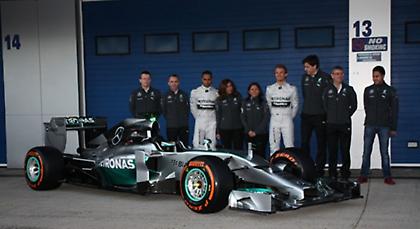 Χάμιλτον: «Πρόκληση αυτή η σεζόν»