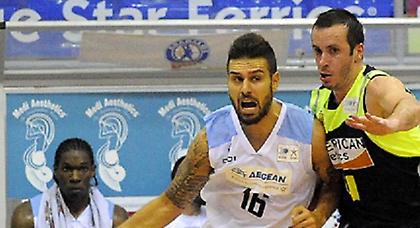 «Διαζύγιο» με Κάπελαν