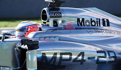 Δυνατό «μπάσιμο» για McLaren