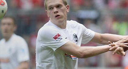 «Μάχη» Μπάγερν- Ντόρτμουντ για Γκίντερ