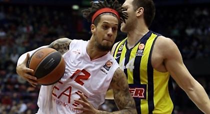 «Ξέρανε» και τη Φενέρ η Αρμάνι!