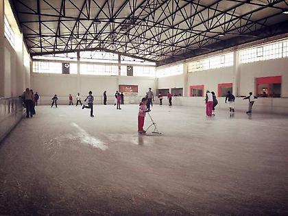 Μόνιμο παγοδρόμιο στην Αθήνα