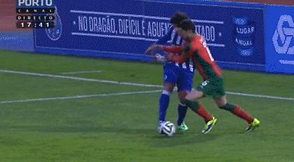 Η ντρίμπλα της χρονιάς (video)