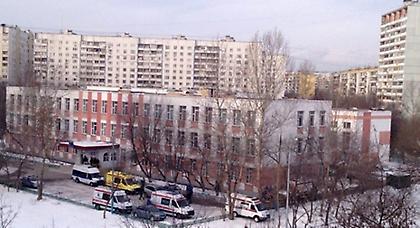 Ένοπλος κρατά ομήρους μαθητές σε σχολείο της Μόσχας