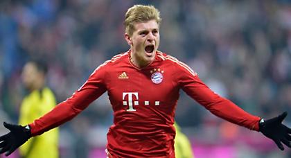 Ζάμερ: «Να μείνει ο Κρόος»