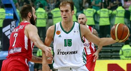 Ο… απατεώνας Νικ Καλάθης!