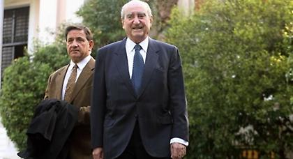 Αναθεώρηση του συντάγματος ζητάει ο Μητσοτάκης!